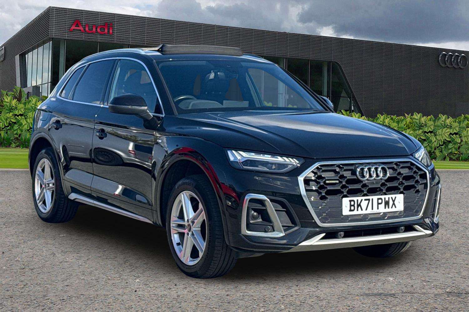 Main listing image - Audi Q5