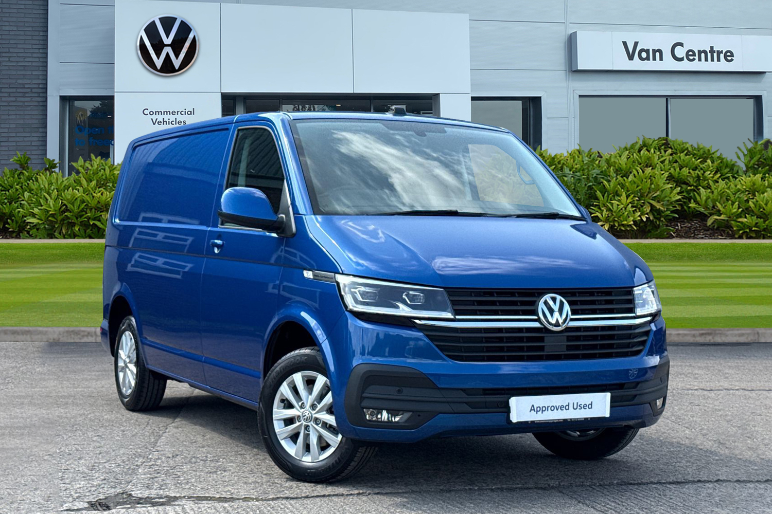 Main listing image - Volkswagen Transporter