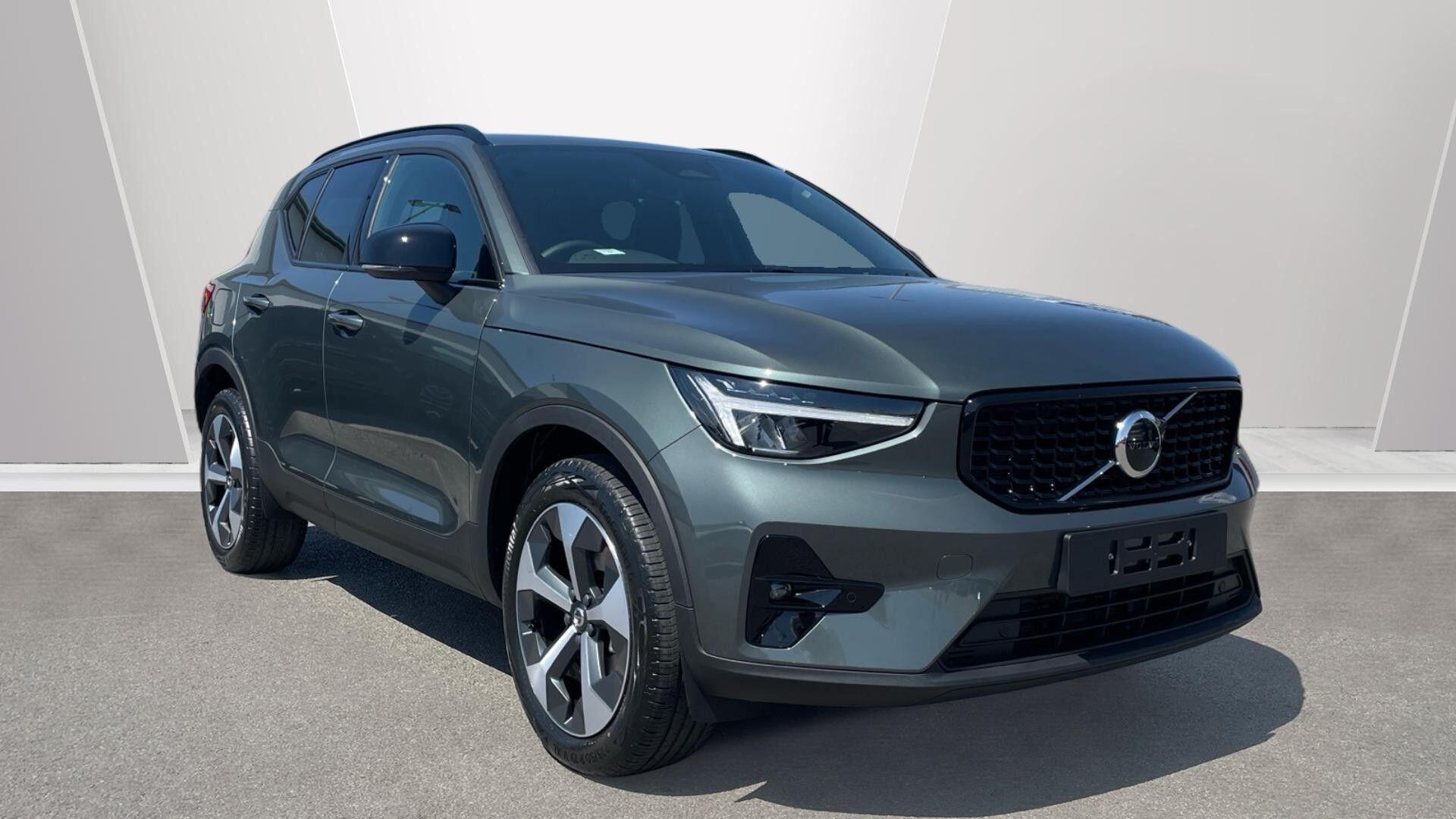 Main listing image - Volvo XC40