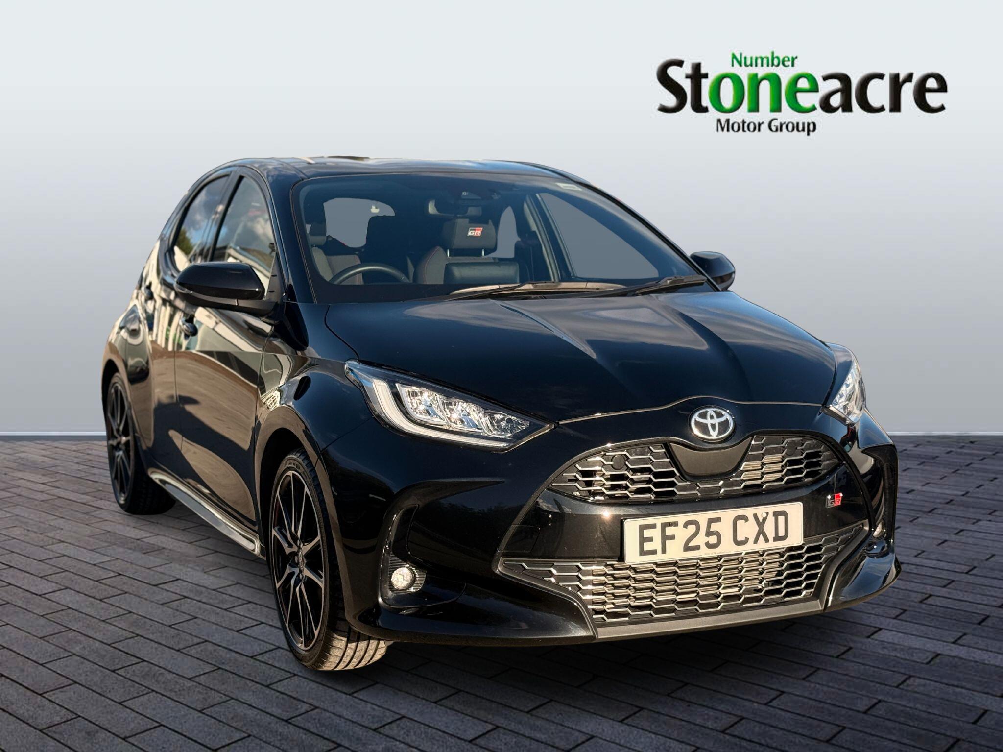 Main listing image - Toyota Yaris