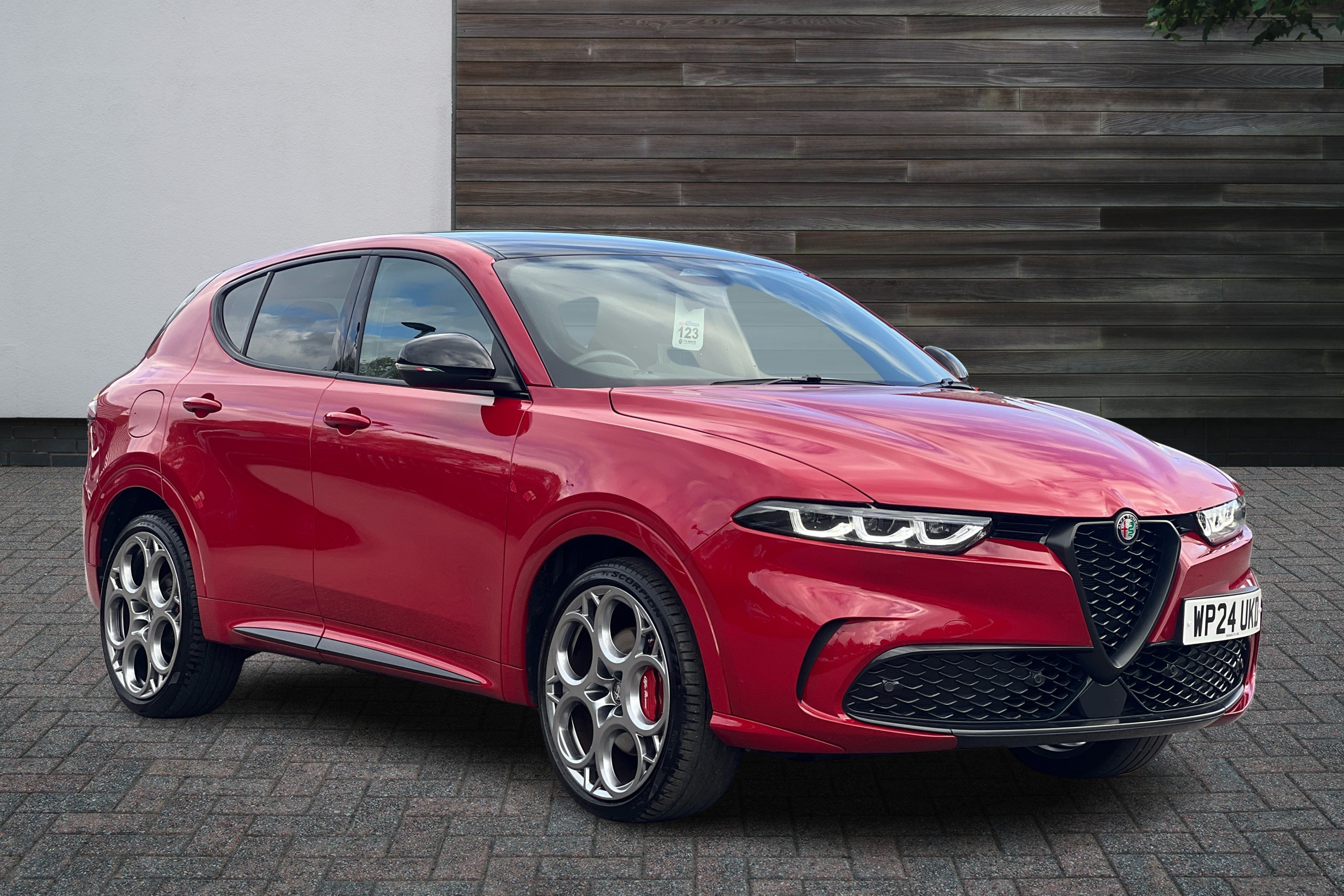 Main listing image - Alfa Romeo Tonale