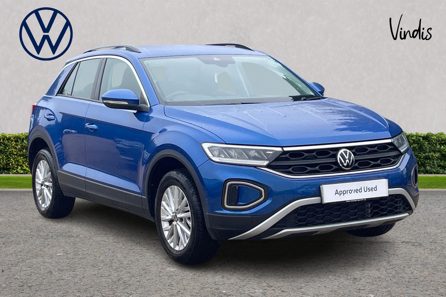 Main listing image - Volkswagen T-Roc