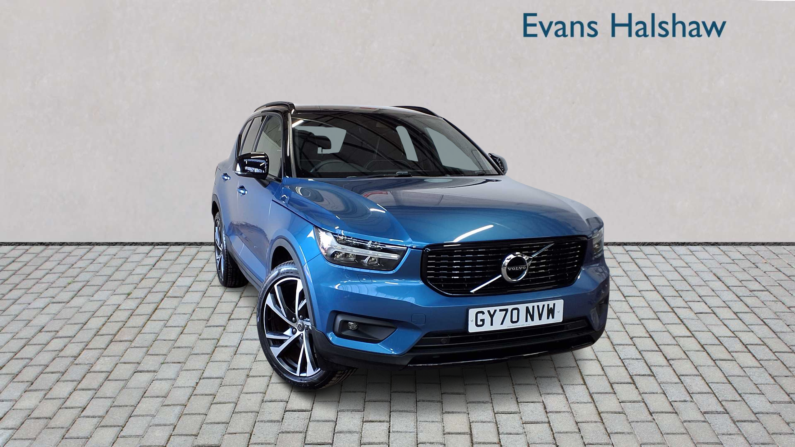 Main listing image - Volvo XC40