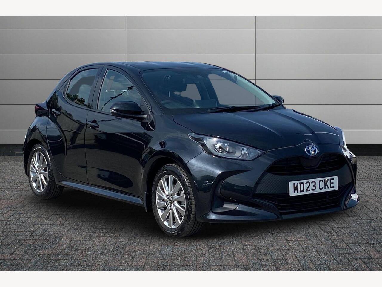 Main listing image - Toyota Yaris