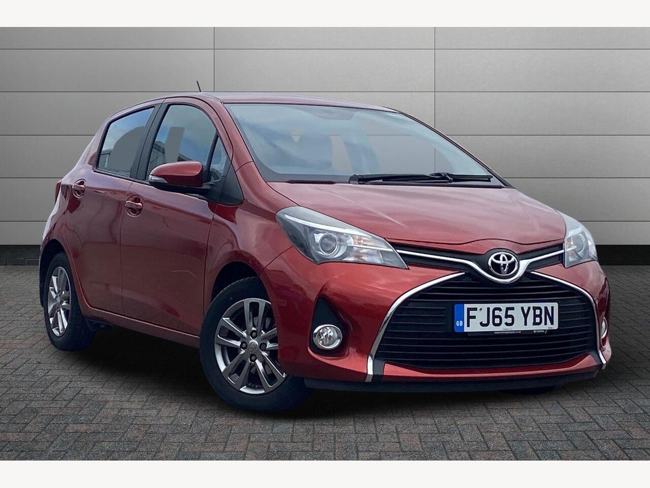 Main listing image - Toyota Yaris