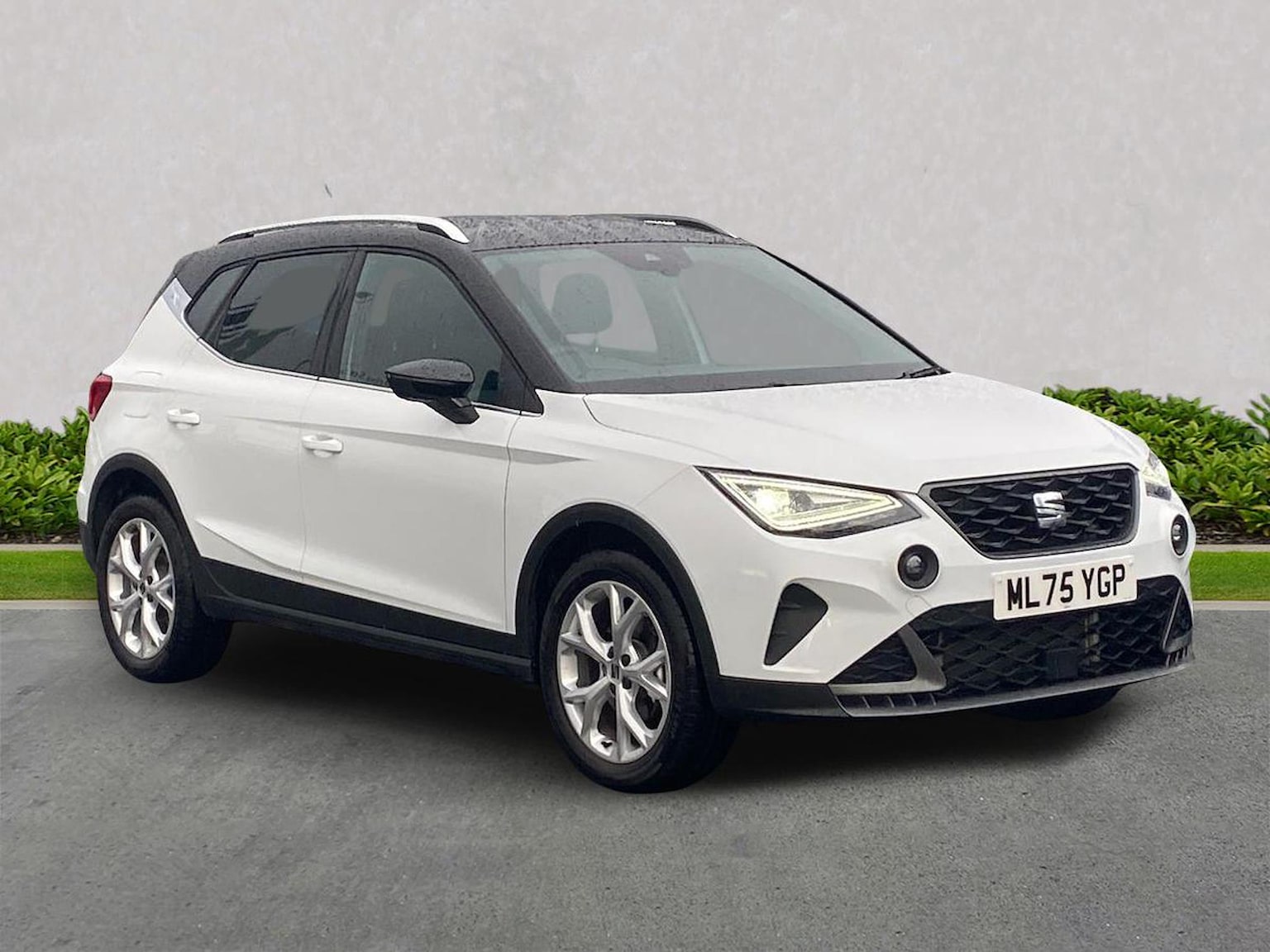 Main listing image - SEAT Arona