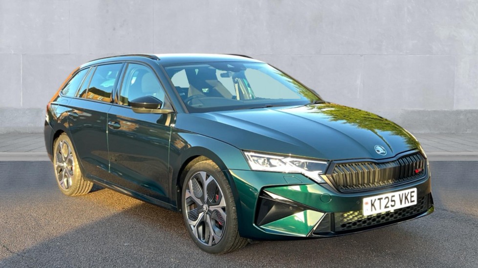 Main listing image - Skoda Octavia Estate