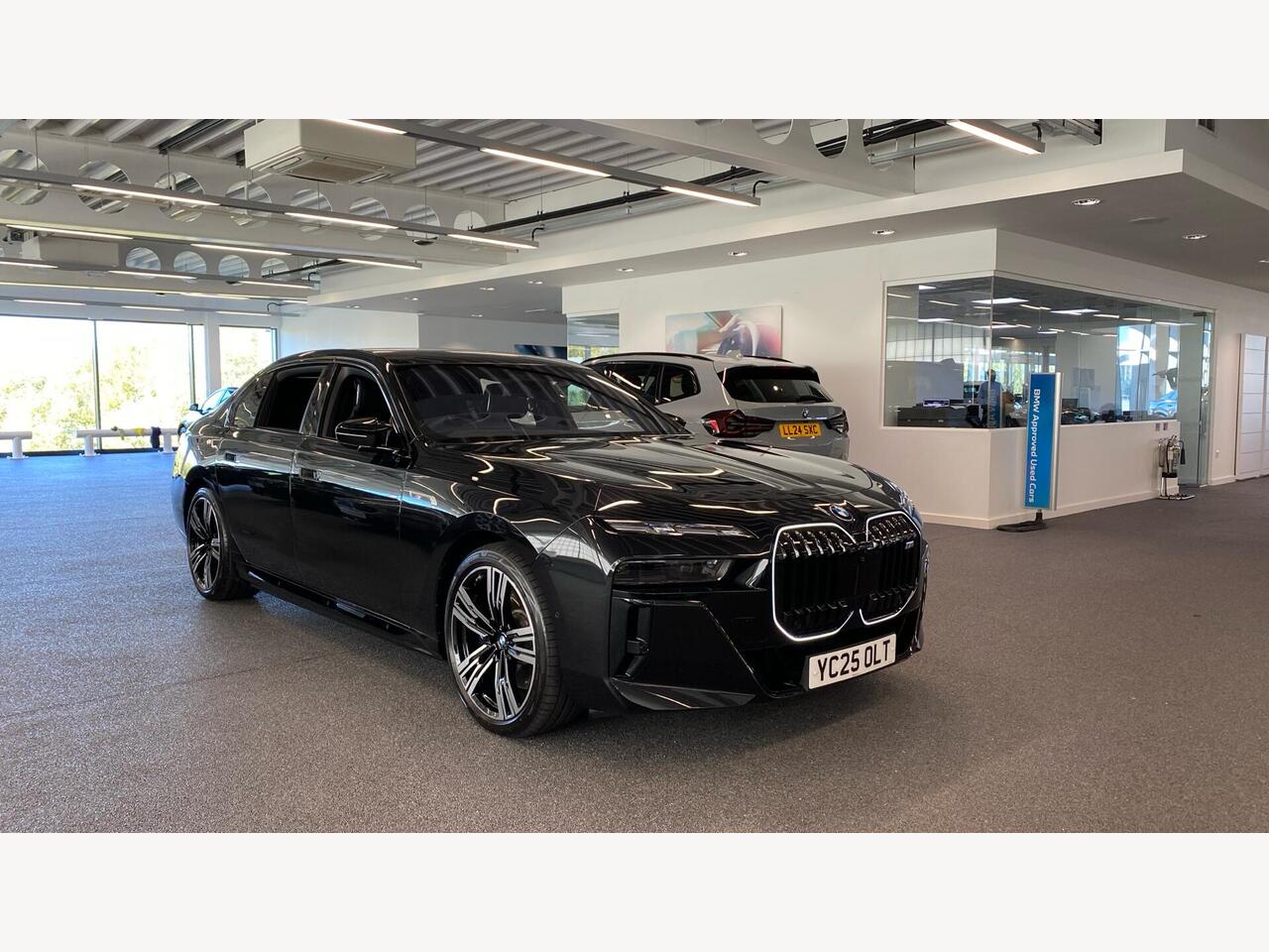 Main listing image - BMW 7 Series