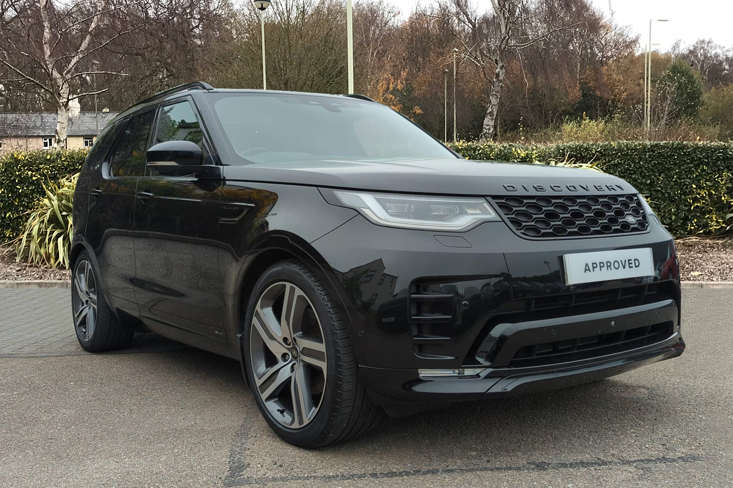 Main listing image - Land Rover Discovery