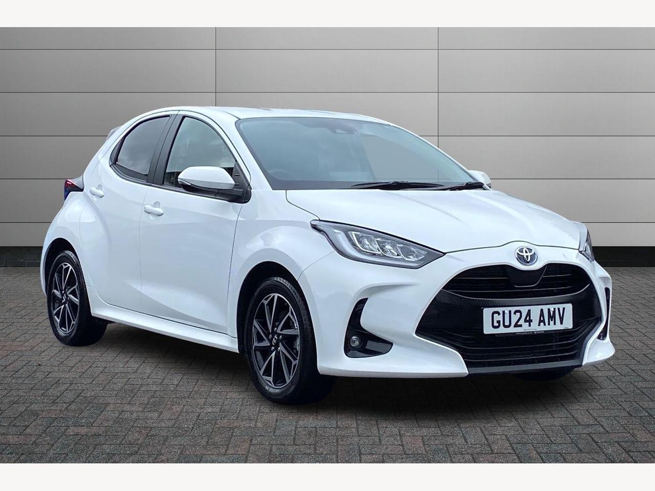 Main listing image - Toyota Yaris