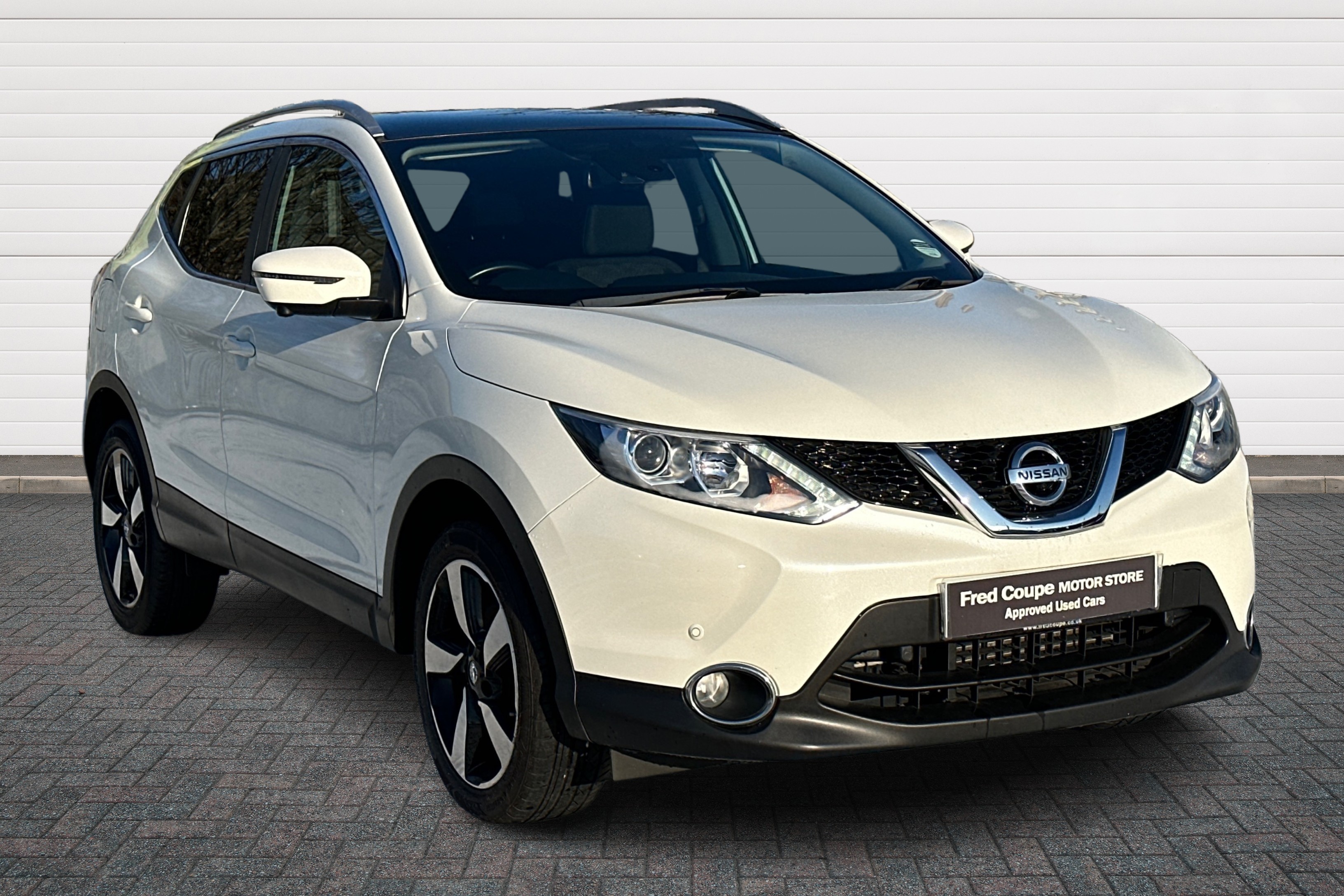 Main listing image - Nissan Qashqai