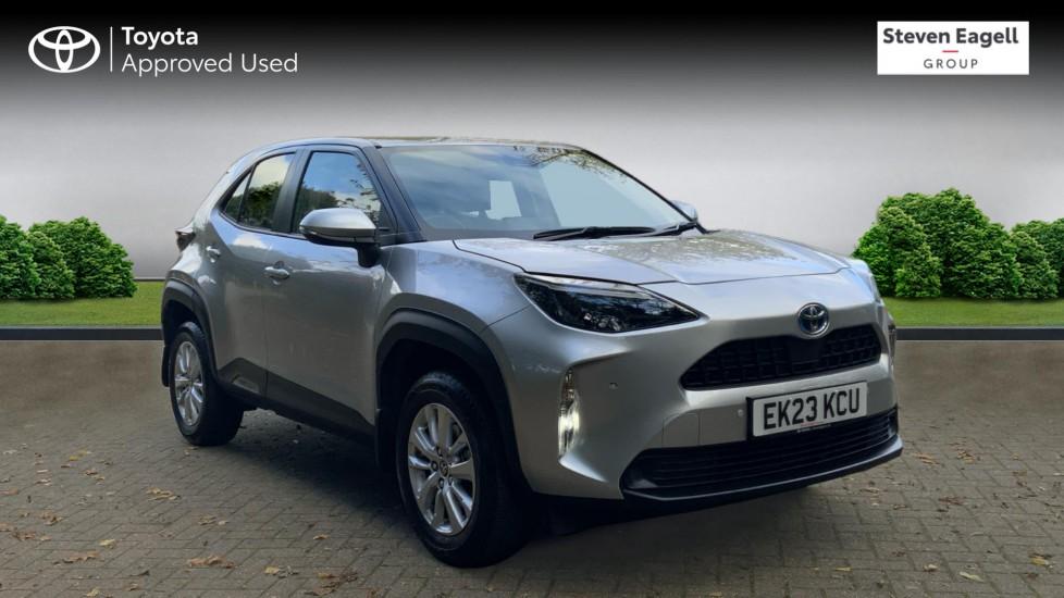 Main listing image - Toyota Yaris Cross