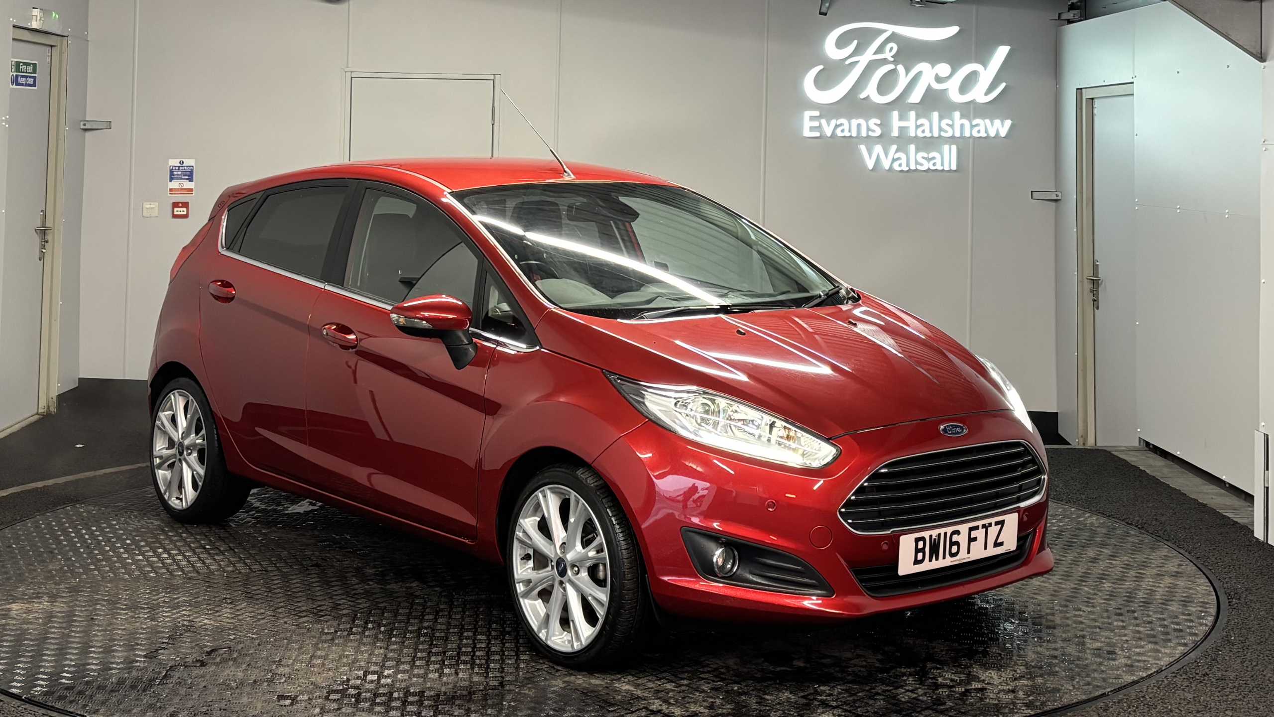Main listing image - Ford Fiesta