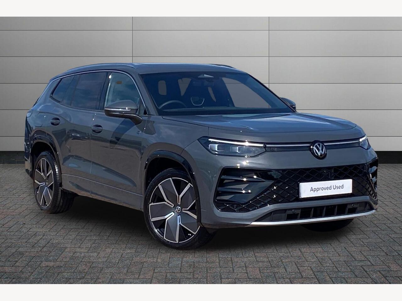 Main listing image - Volkswagen Tayron
