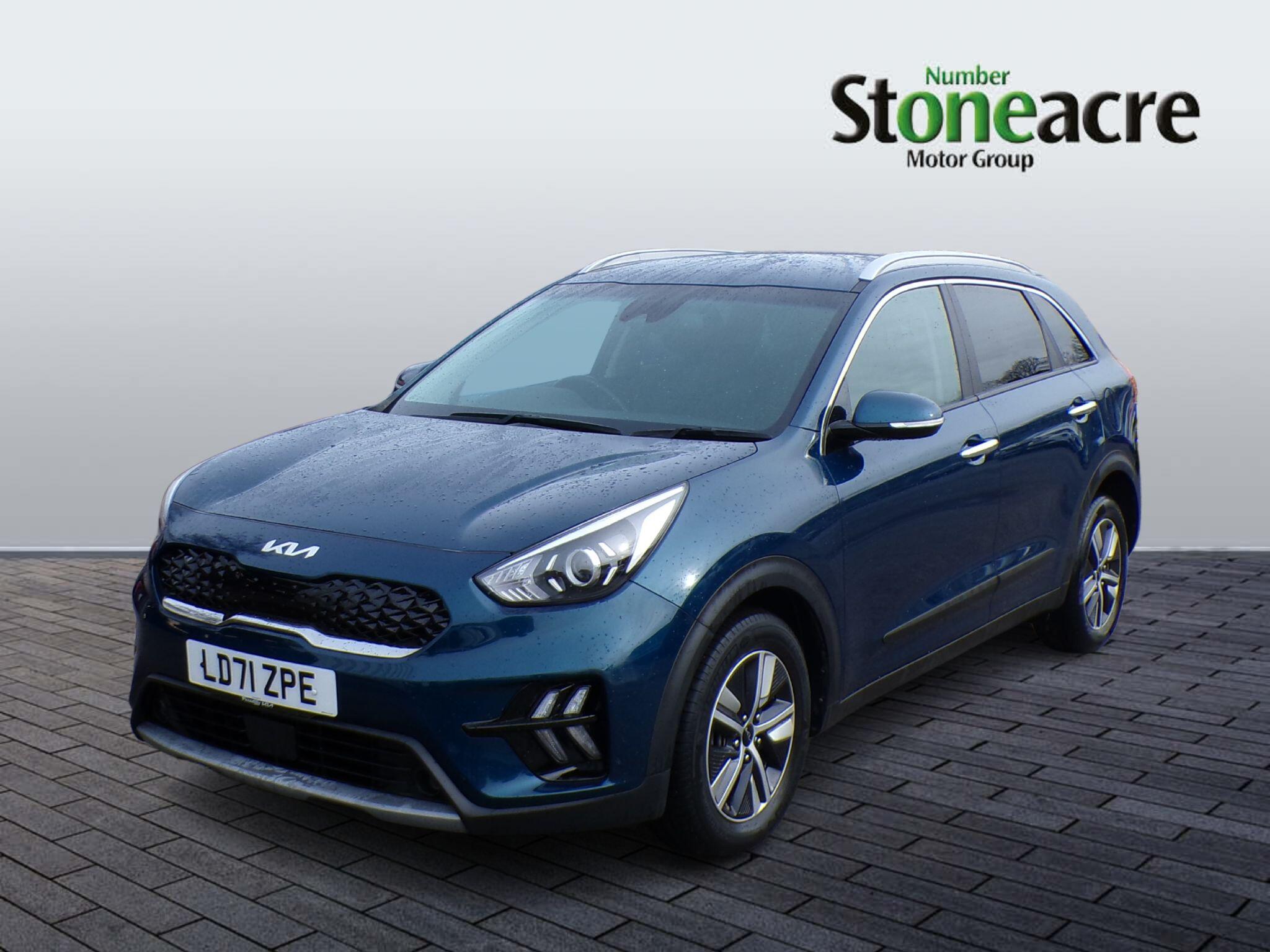 Main listing image - Kia Niro