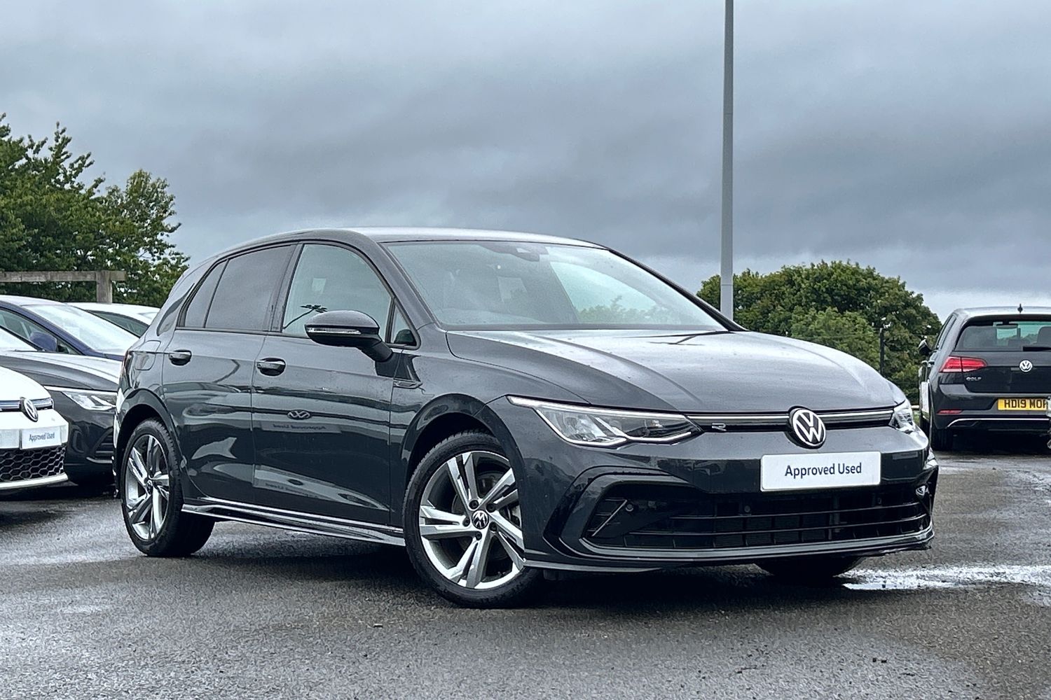 Main listing image - Volkswagen Golf