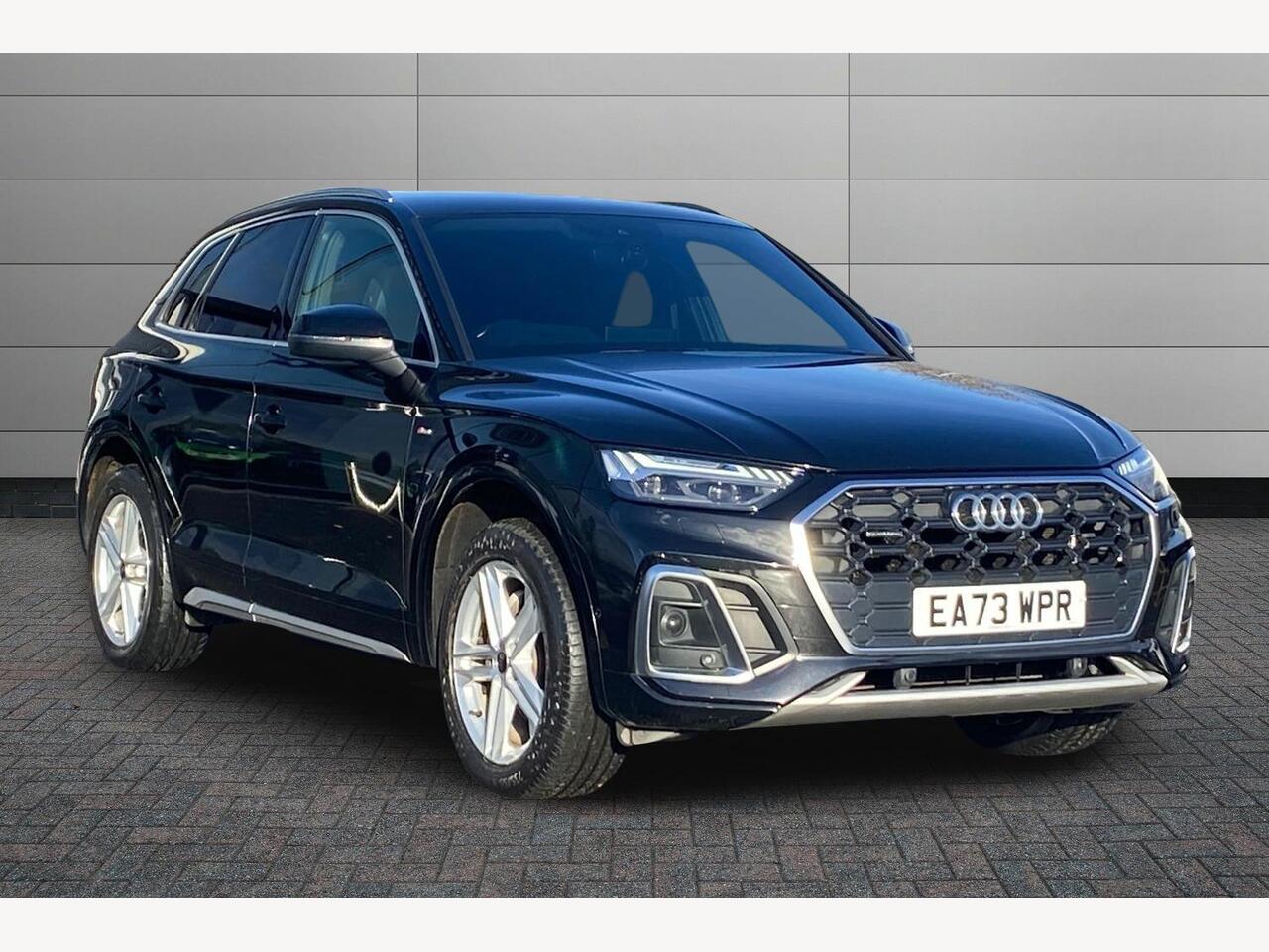 Main listing image - Audi Q5