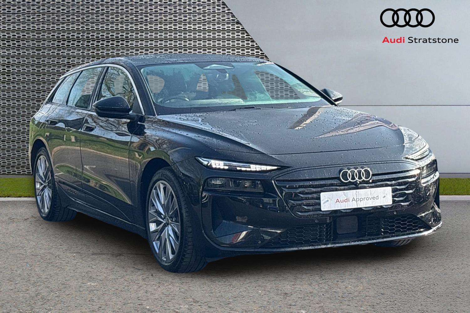 Main listing image - Audi e-tron