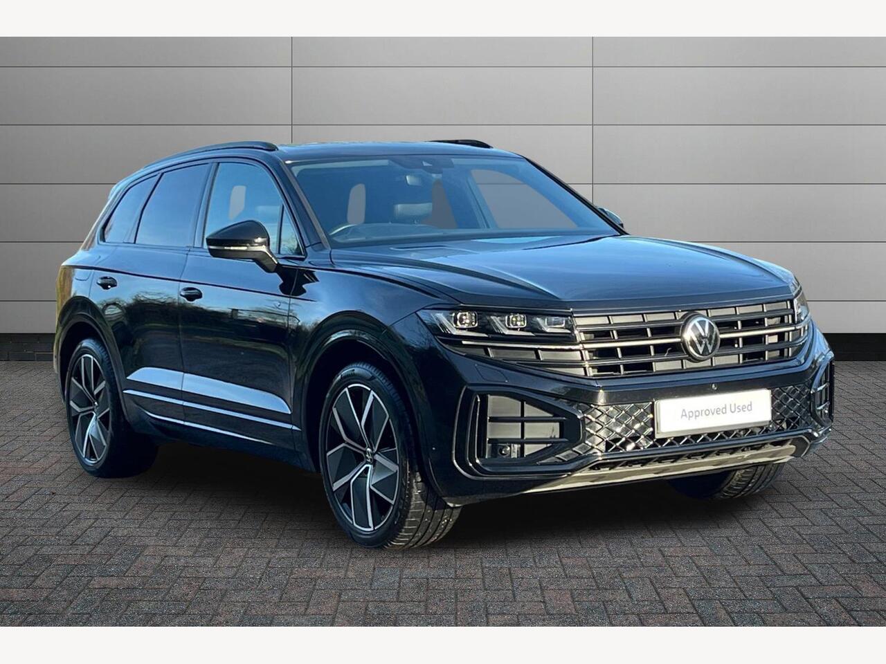 Main listing image - Volkswagen Touareg