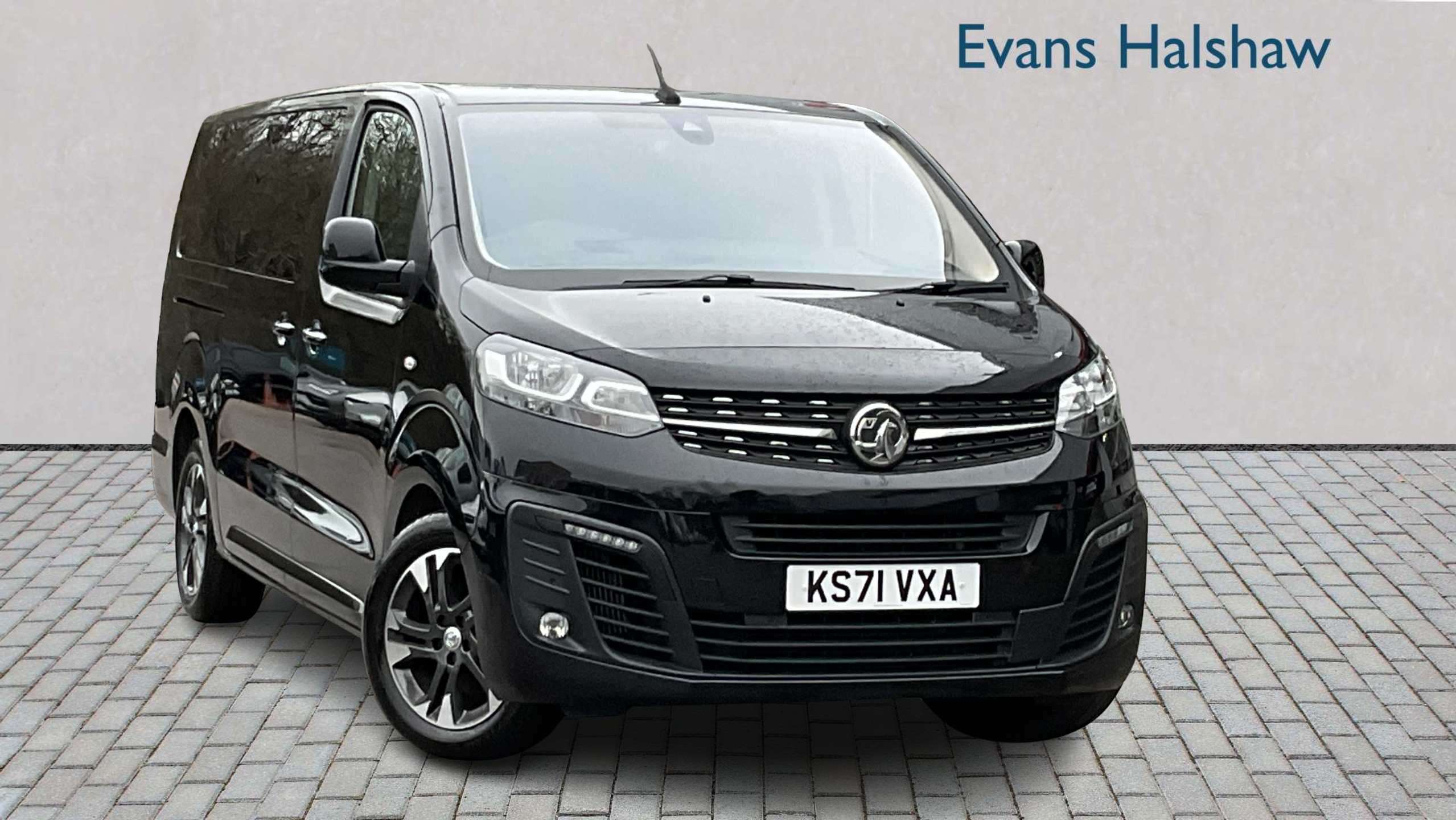 Main listing image - Vauxhall Vivaro Life