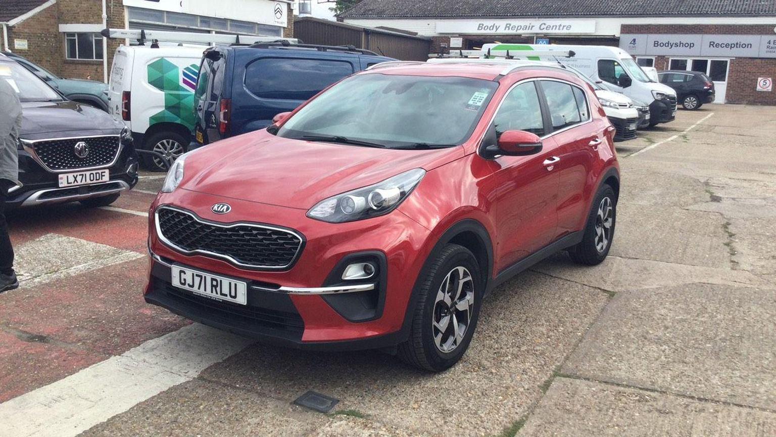 Main listing image - Kia Sportage