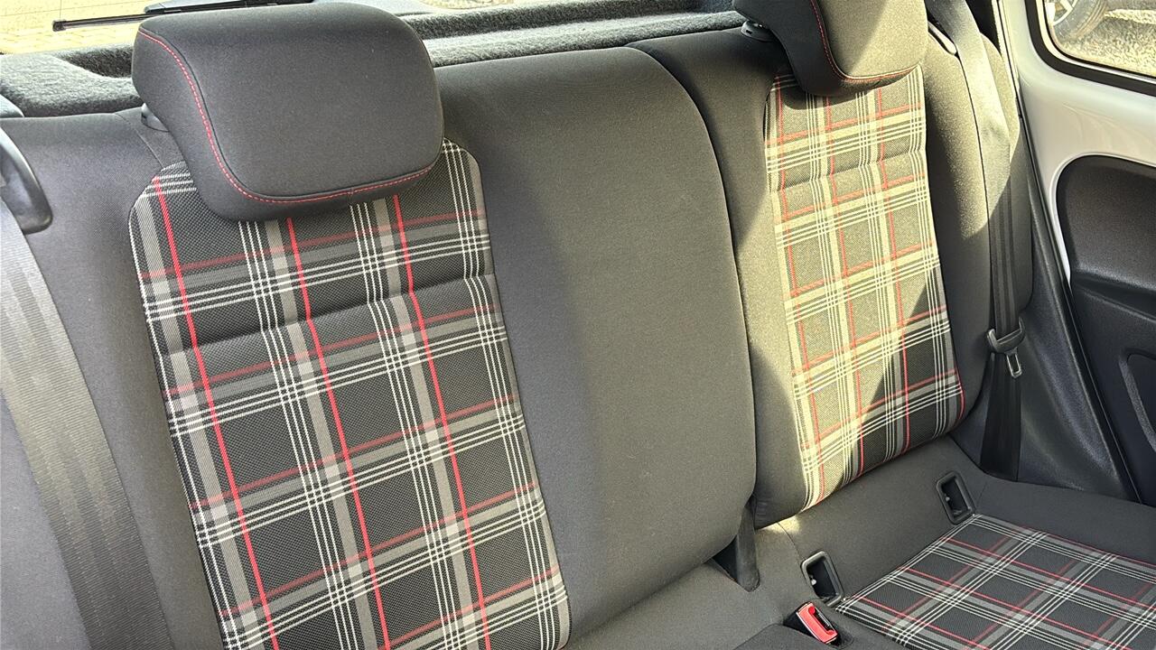 Main listing image - Volkswagen Up