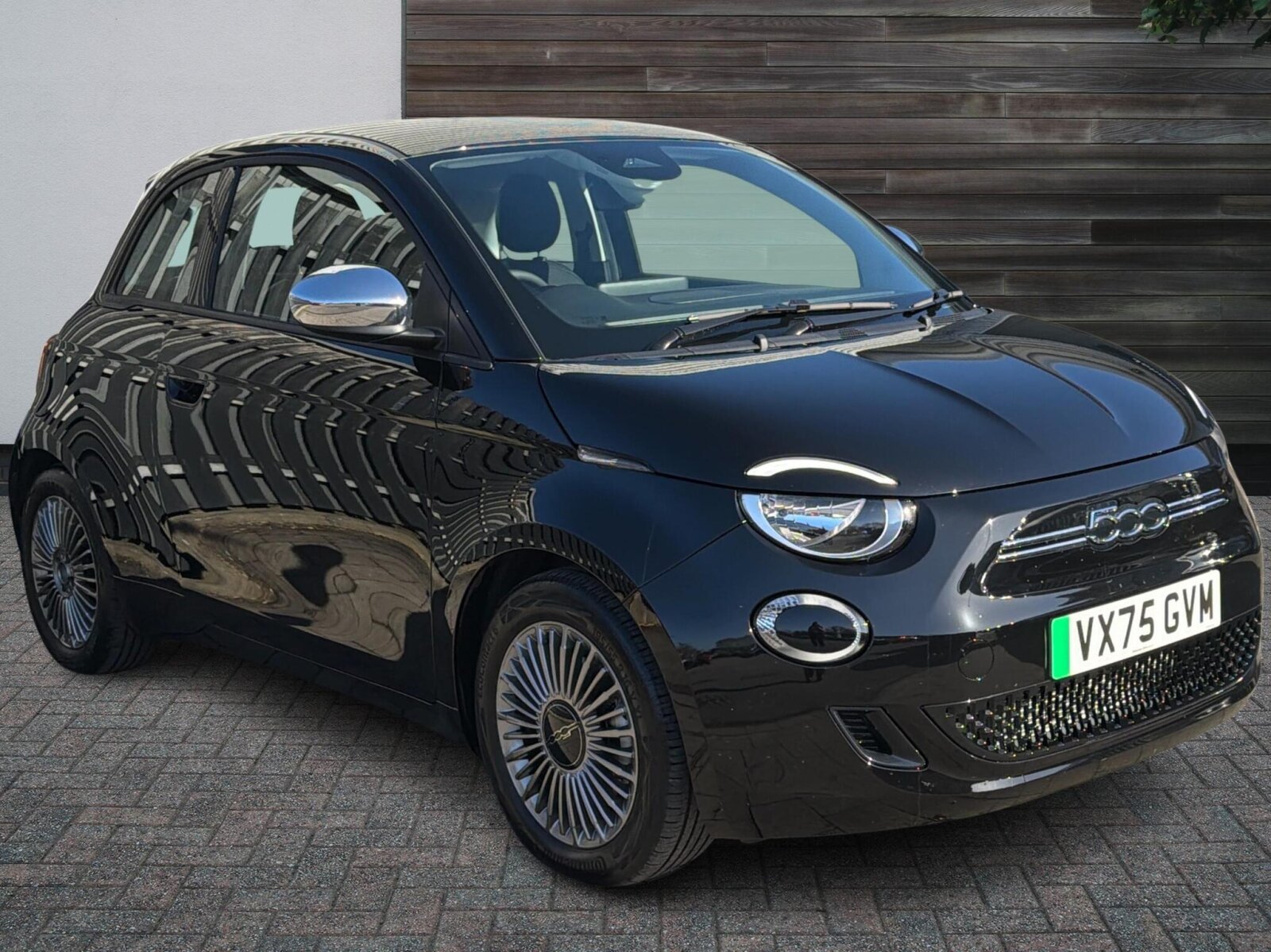Main listing image - Fiat 500