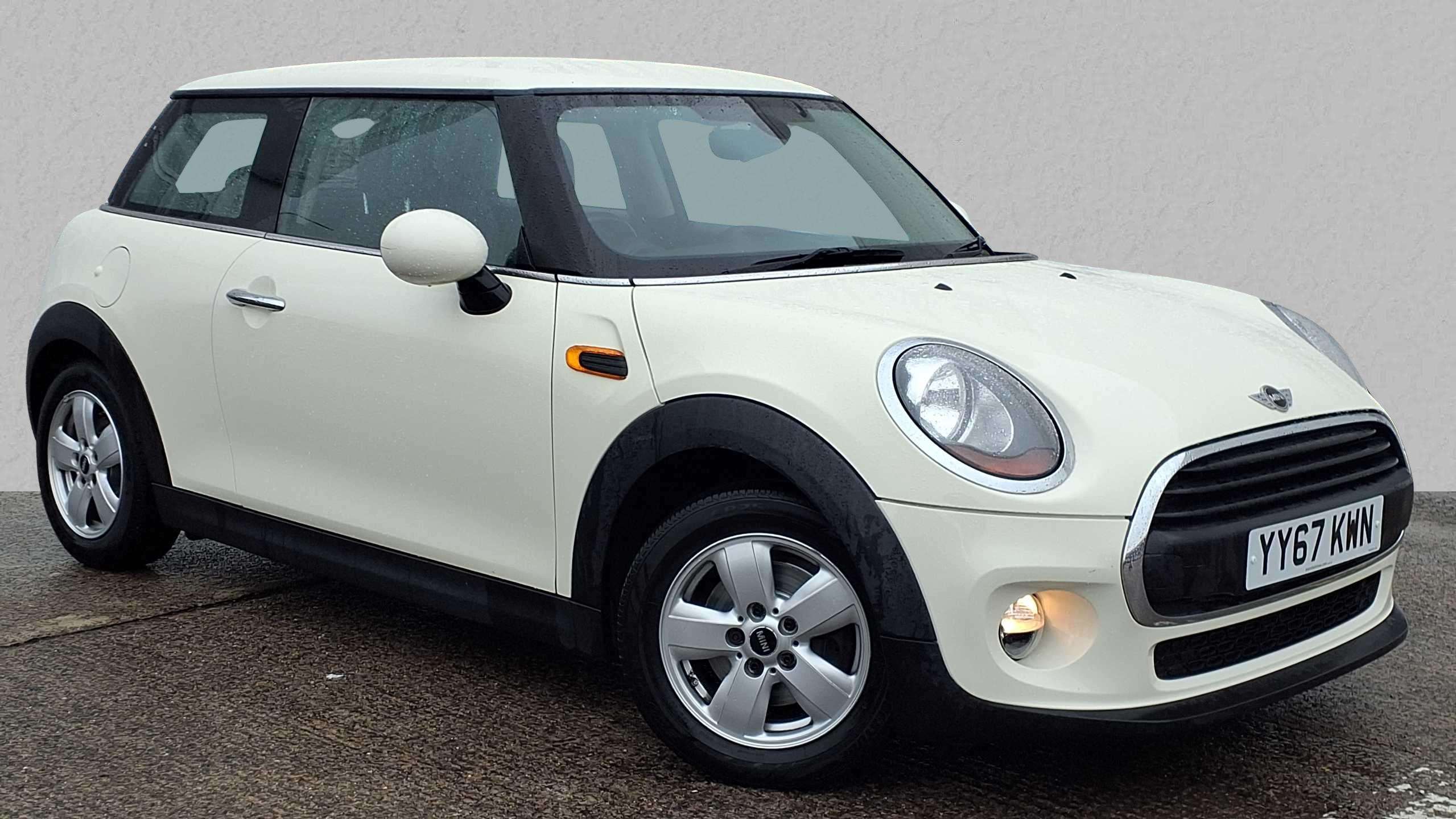 Main listing image - MINI Hatchback