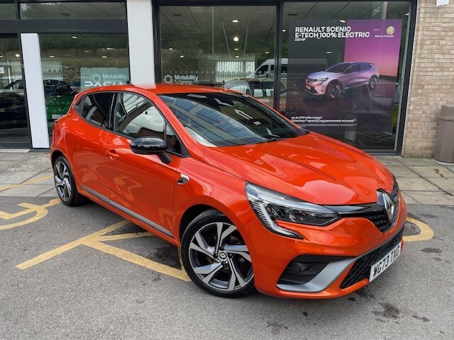 Main listing image - Renault Clio