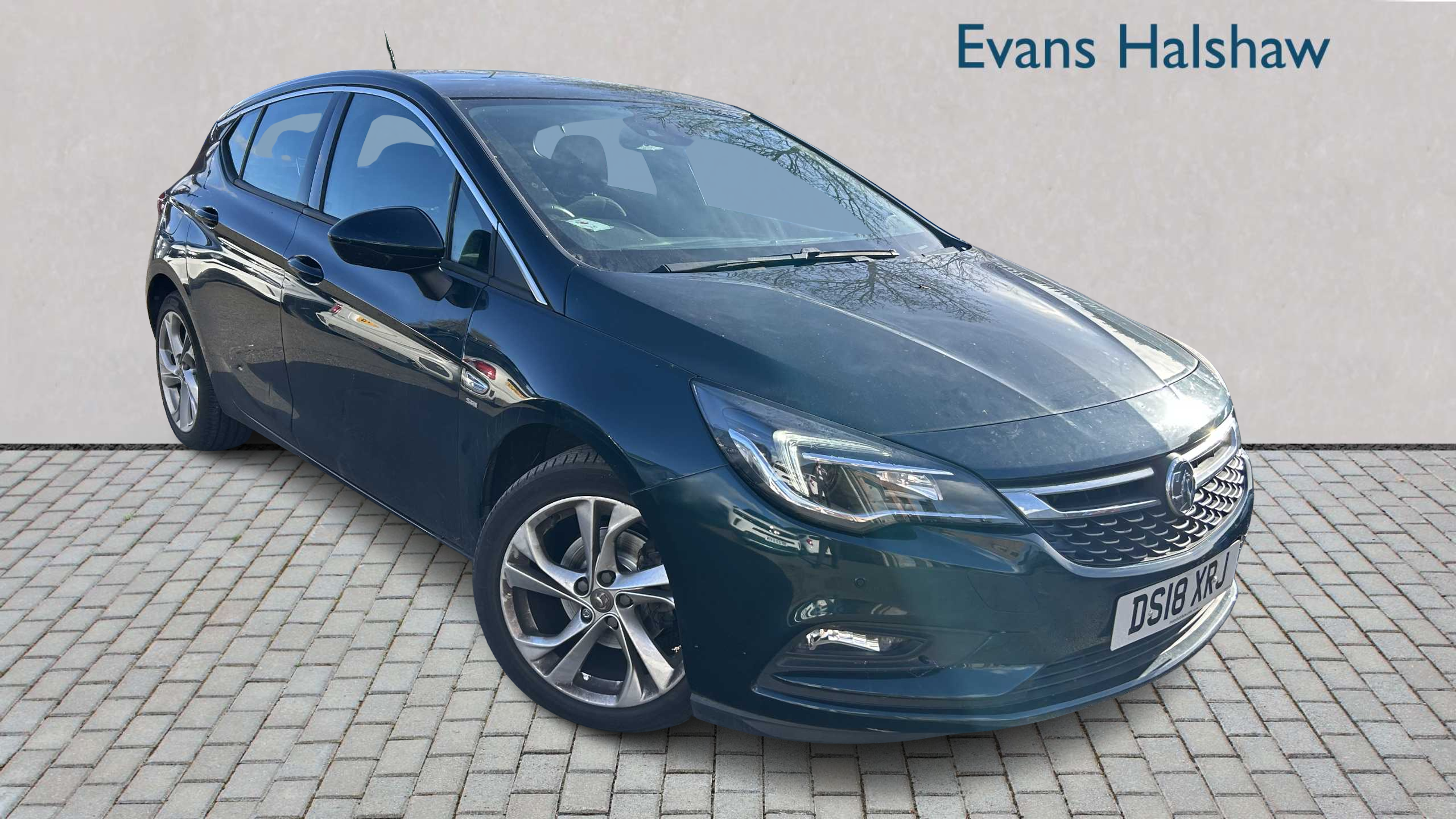 Main listing image - Vauxhall Astra
