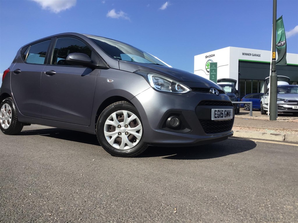 Main listing image - Hyundai i10