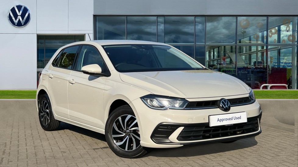 Main listing image - Volkswagen Polo