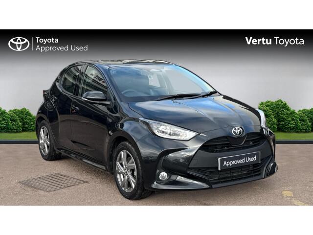 Main listing image - Toyota Yaris