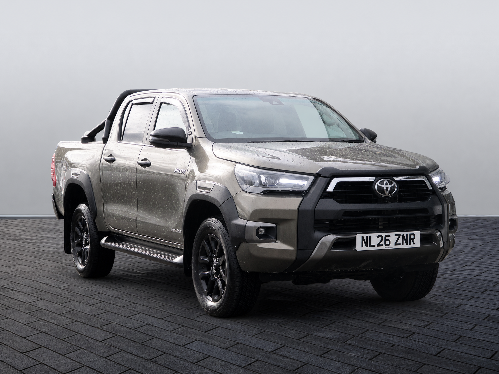 Main listing image - Toyota Hilux