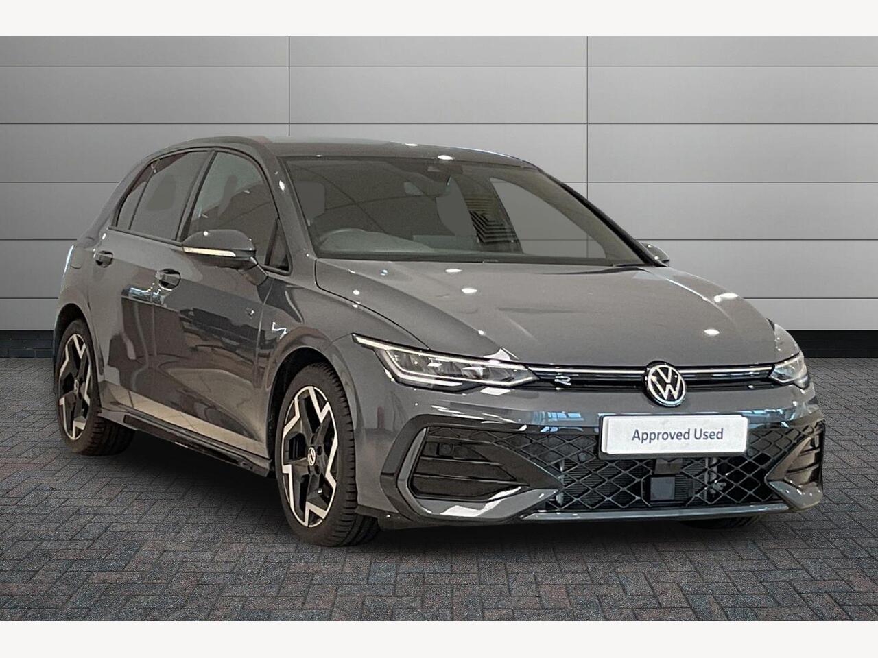 Main listing image - Volkswagen Golf