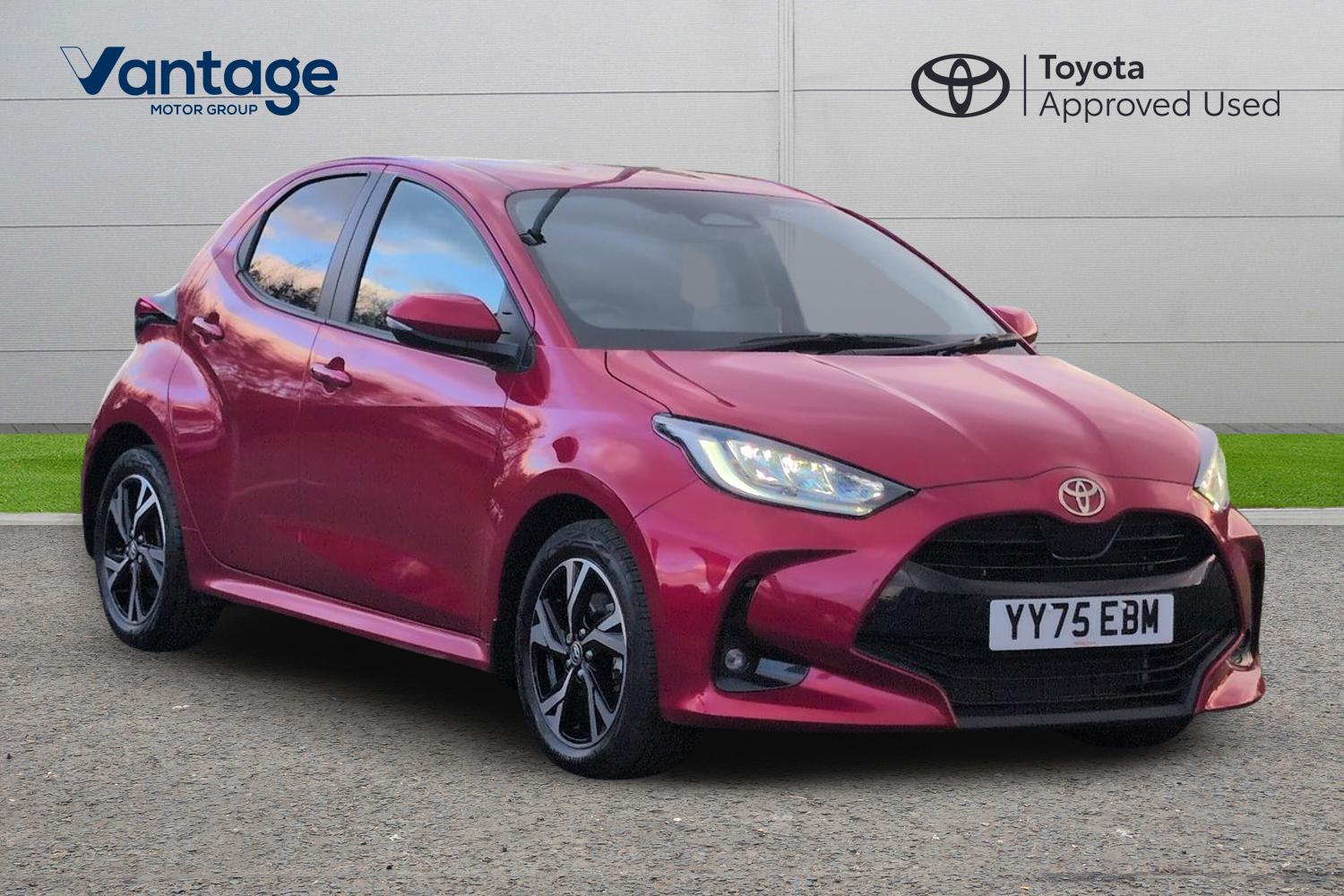 Main listing image - Toyota Yaris