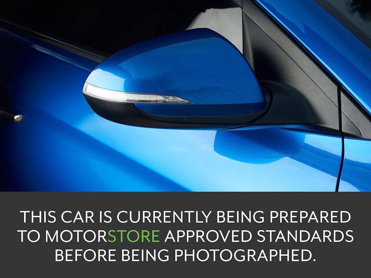 Main listing image - Suzuki Swift