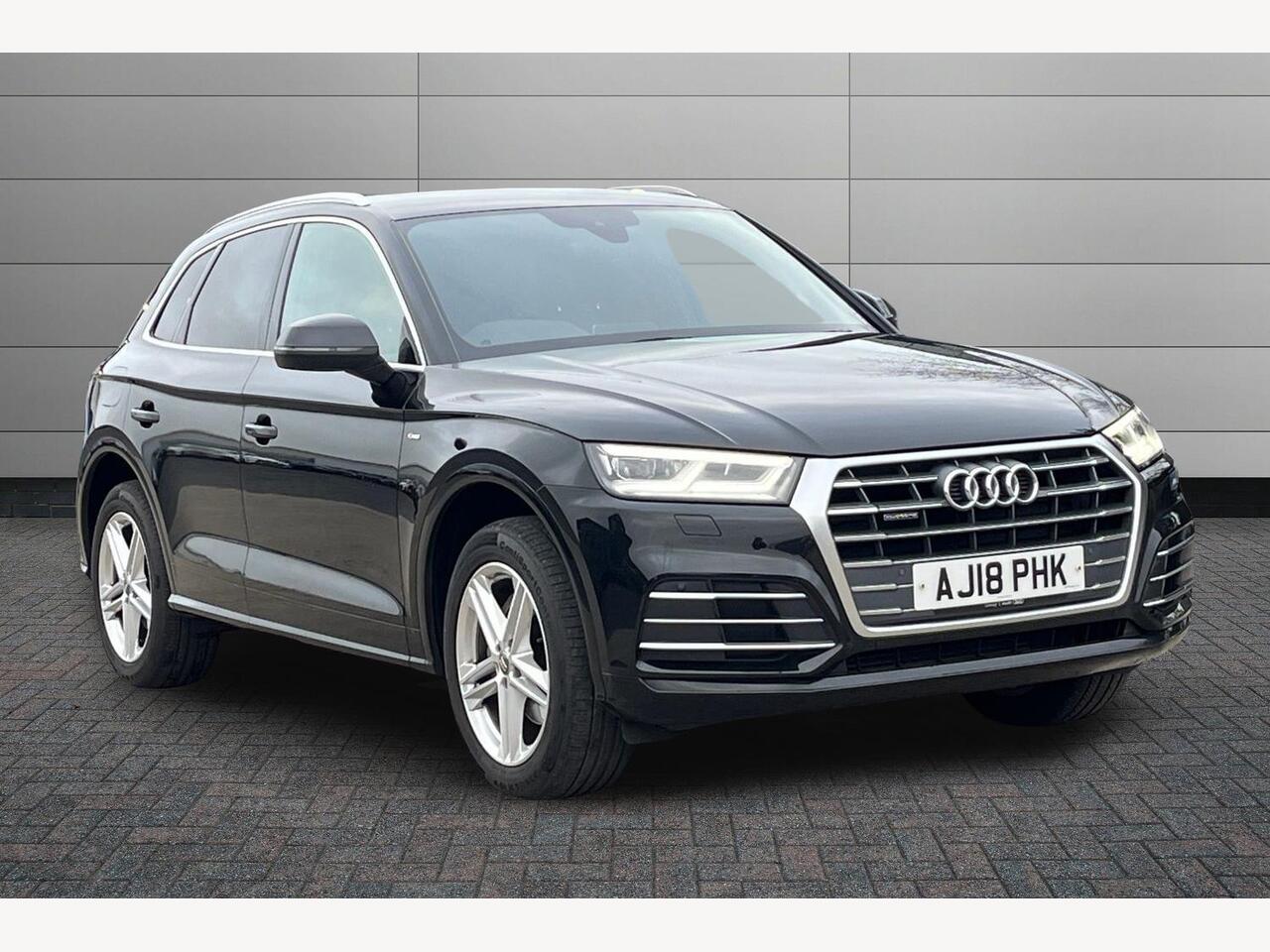 Main listing image - Audi Q5