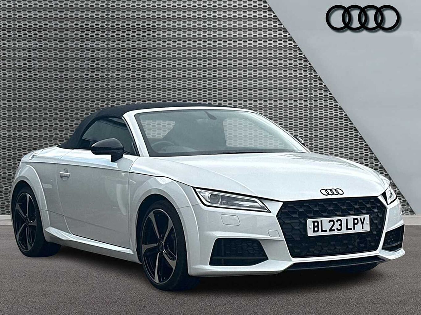 Main listing image - Audi TT