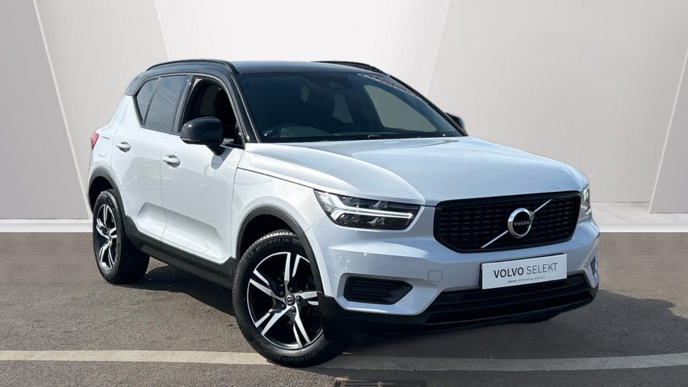 Main listing image - Volvo XC40