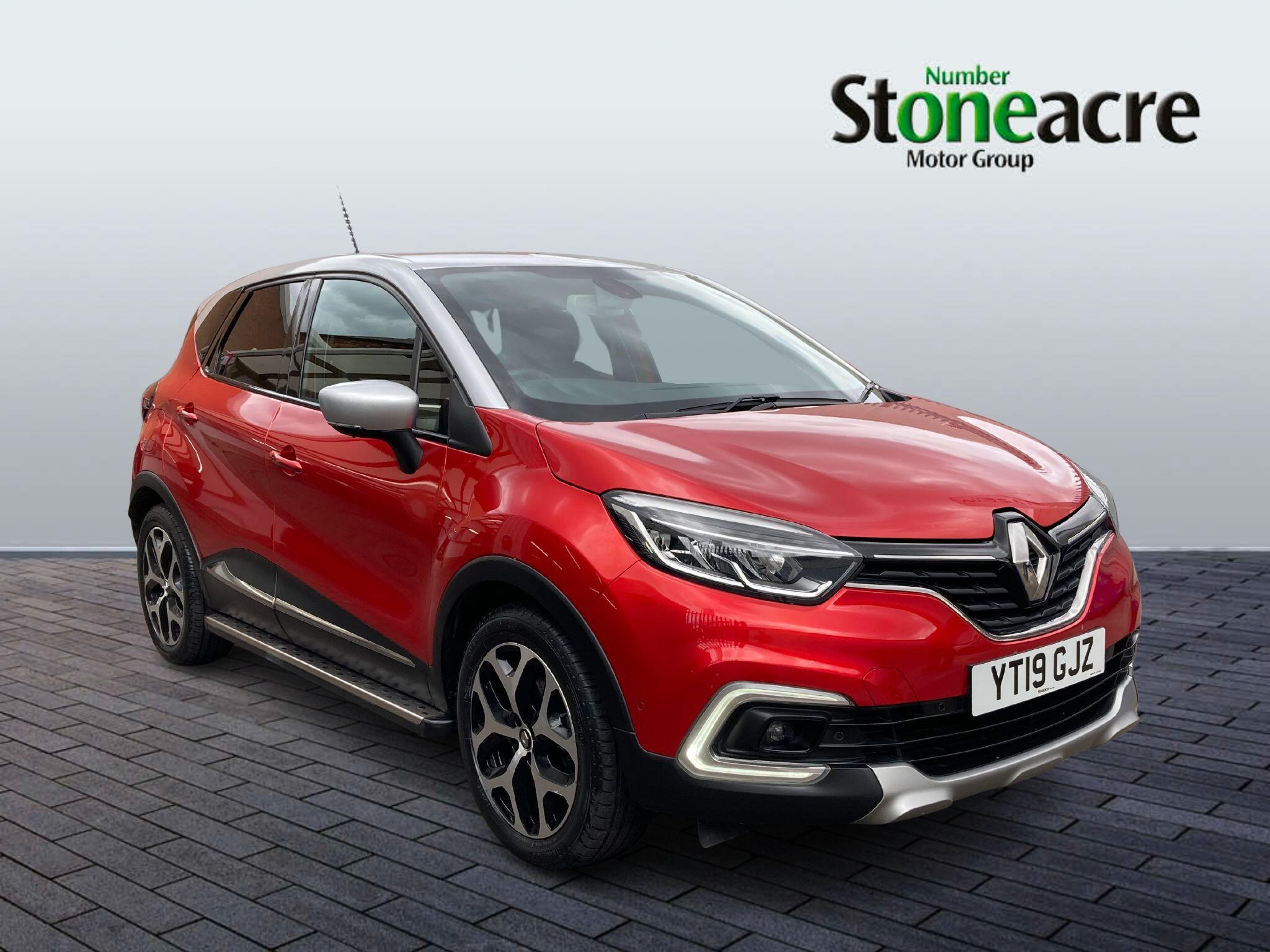 Main listing image - Renault Captur