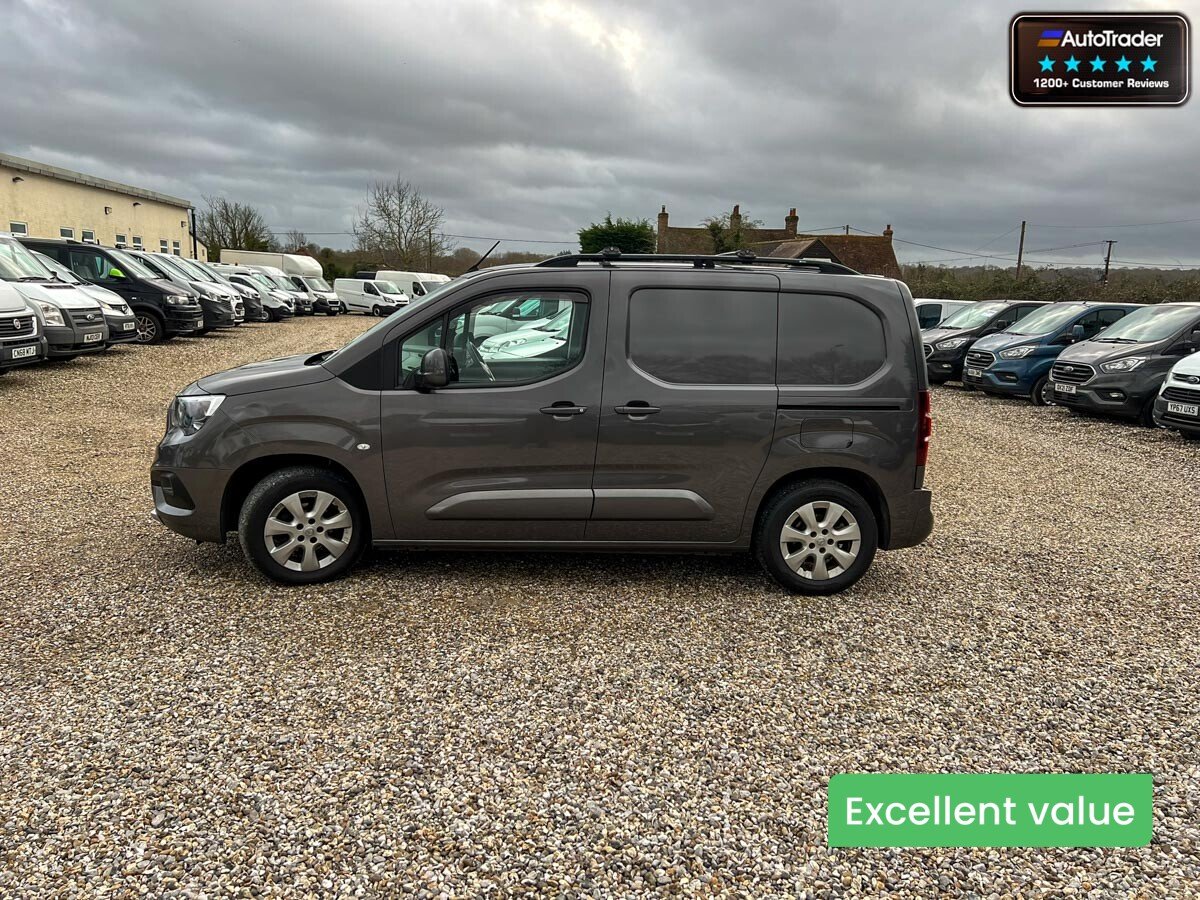 Main listing image - Vauxhall Combo Cargo