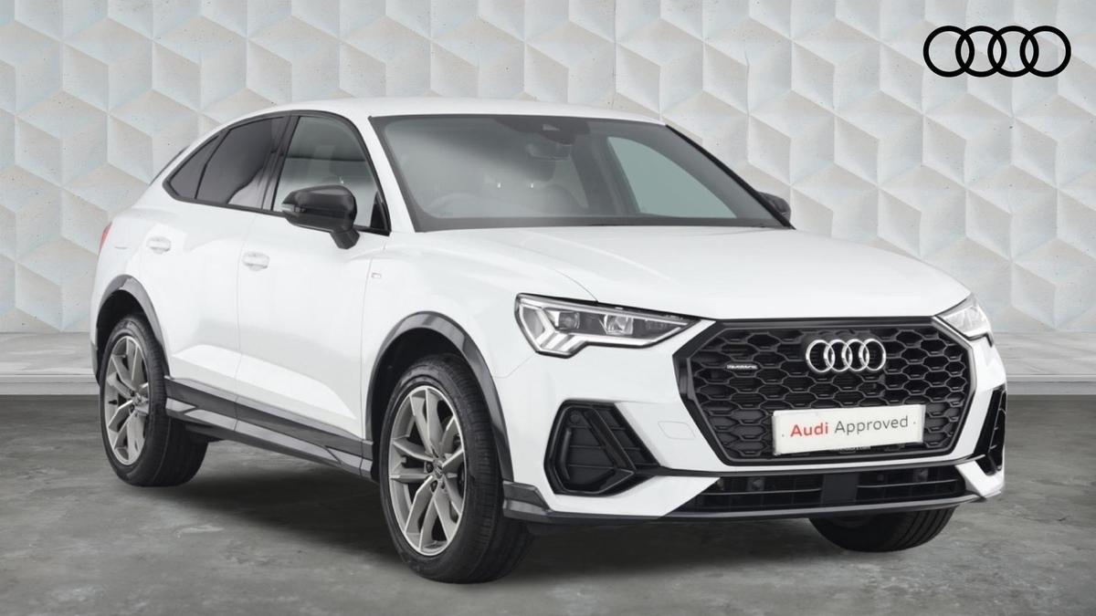 Main listing image - Audi Q3