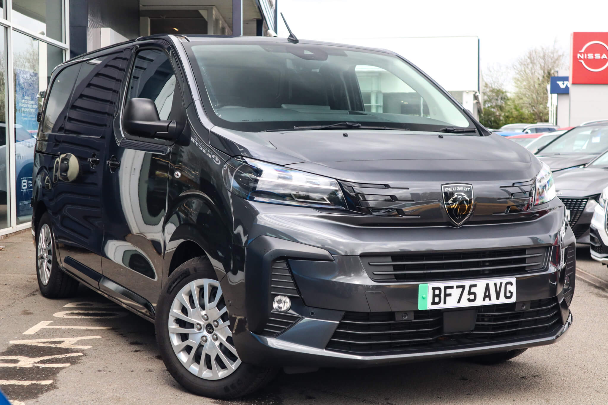 Main listing image - Peugeot e-Expert