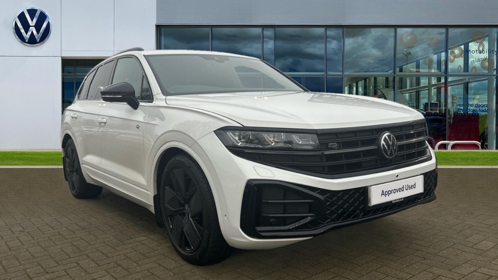 Main listing image - Volkswagen Touareg