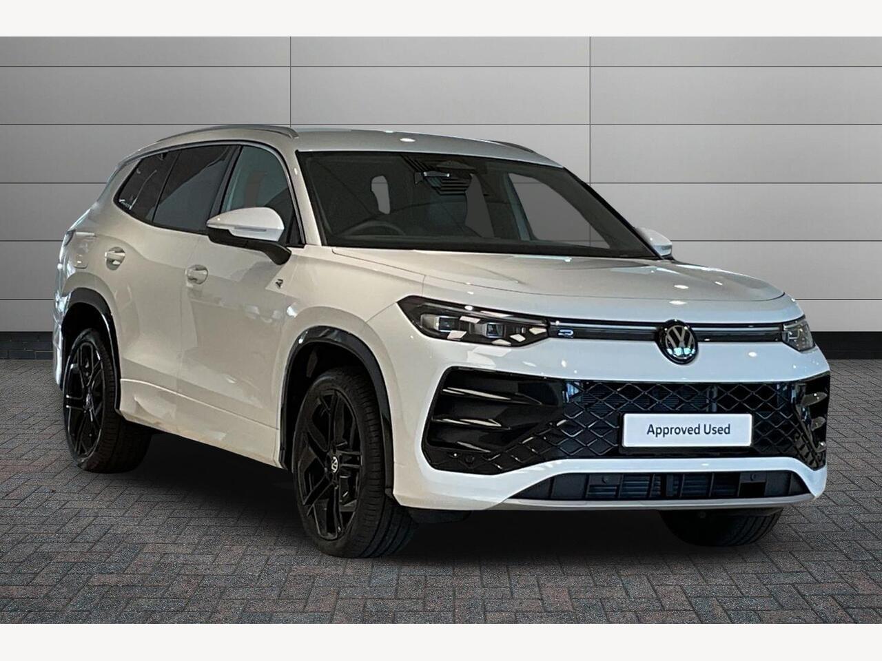 Main listing image - Volkswagen Tayron