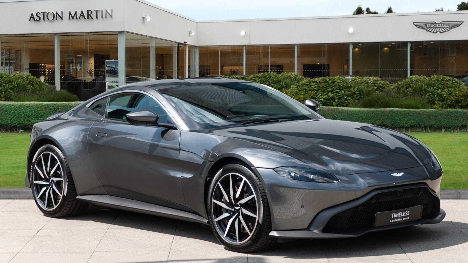 Main listing image - Aston Martin Vantage