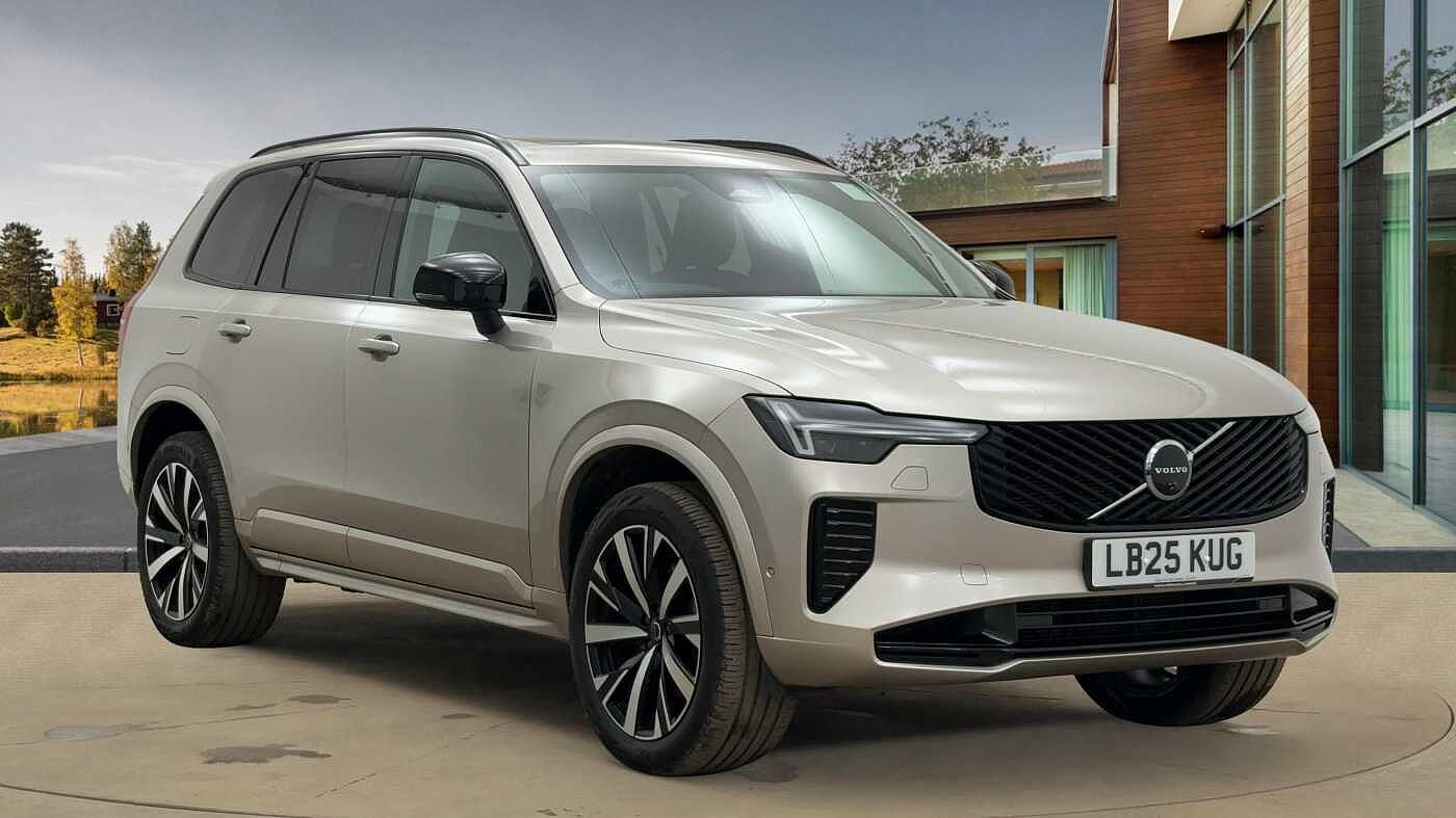 Main listing image - Volvo XC90