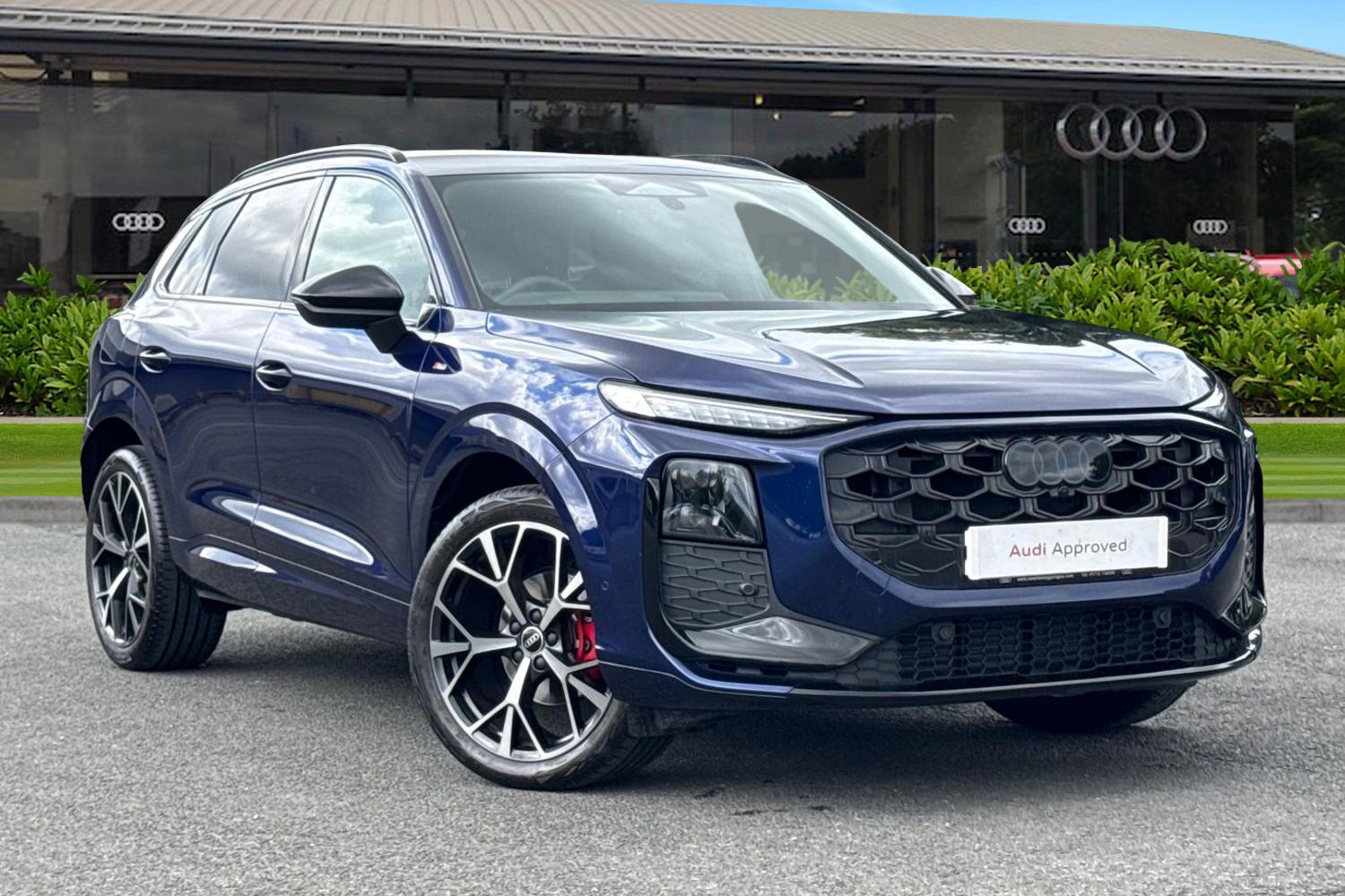 Main listing image - Audi Q3