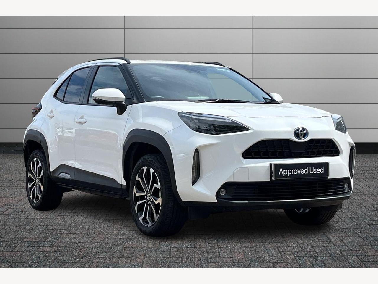 Main listing image - Toyota Yaris Cross